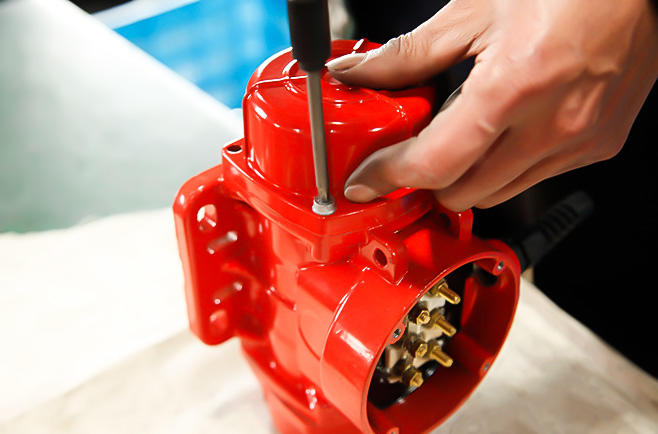 When installing the vibration motor, pay attention to strictly follow the installation steps